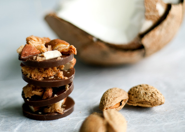 Marushka Chocolate - Coconut Almond Crunch